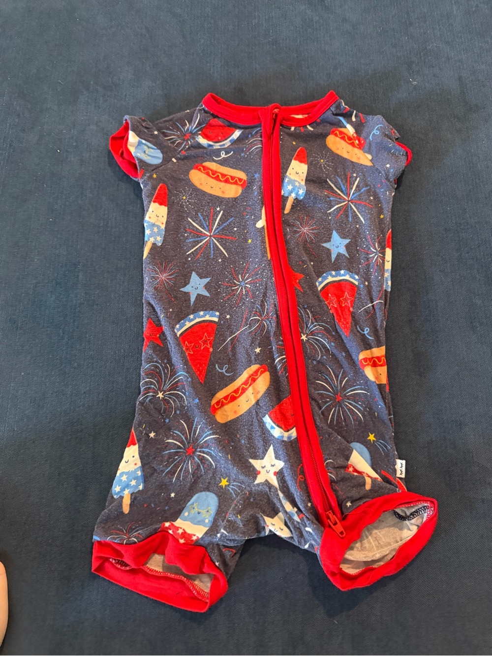 Little sleepies snacks & sparkles shortie 6-12